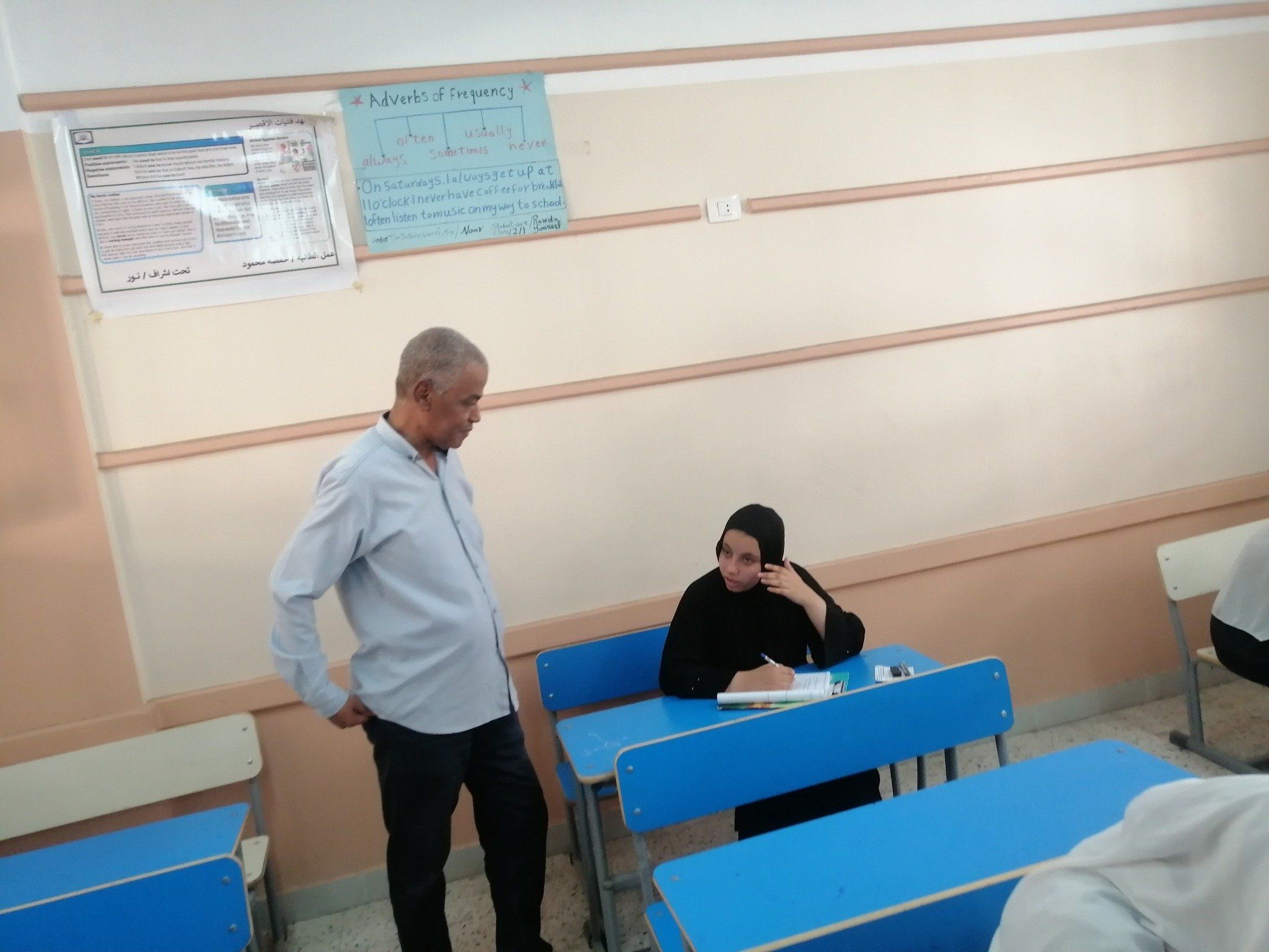 جولات لمتابعة دعم الطلبة في إمتحانات الثانوية الأزهرية بالأقصر جولات لمتابعة دعم الطلبة في إمتحانات الثانوية الأزهرية بالأقصر