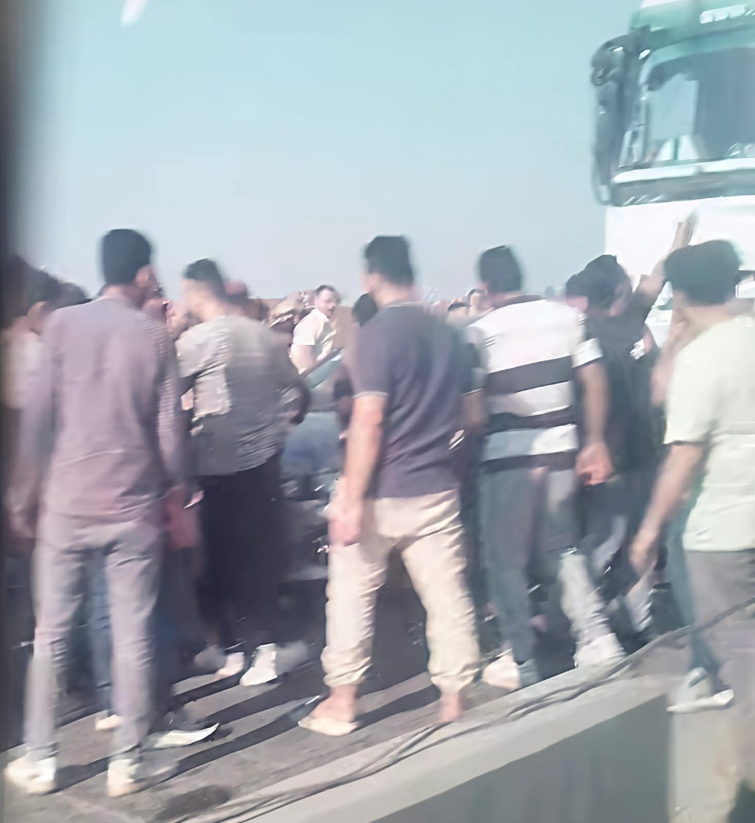 جانب من الحادث جانب من الحادث