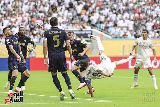 جانب من أحدث الشوط الثانى جانب من أحدث الشوط الثانى