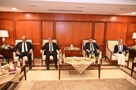 على هامش اللقاء (4)