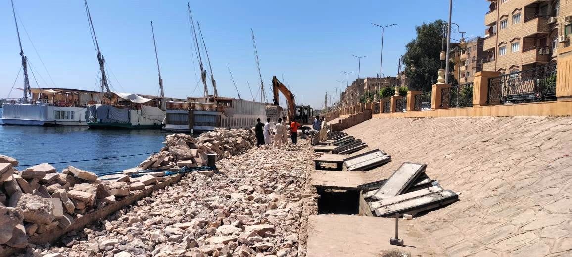 مدينة إسنا تشهد بدء المرحلة الأولى لتطوير الممشي السياحى