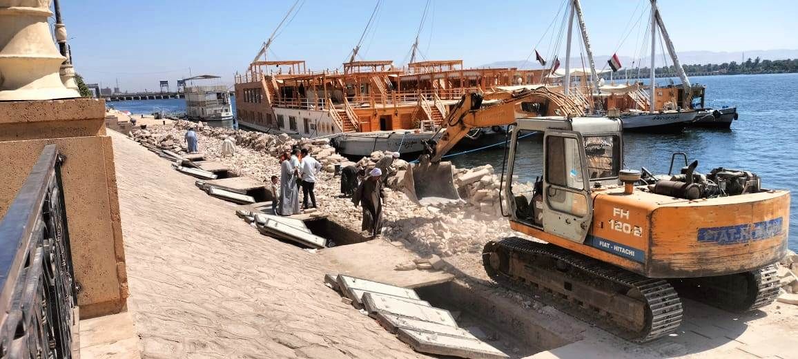 بدء المرحلة الأولى لتطوير الممشي السياحى والكورنيش بطول 550 متر