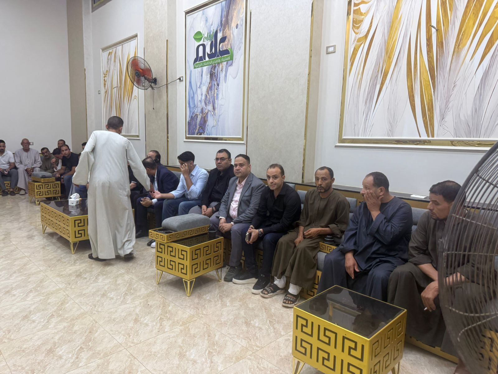 وفد من أمانة حزب مستقبل وطن بالمنوفية يقدم واجب العزاء لأسر ضحايا حادث الإقليمي (2) وفد من أمانة حزب مستقبل وطن بالمنوفية يقدم واجب العزاء لأسر ضحايا حادث الإقليمي (2)