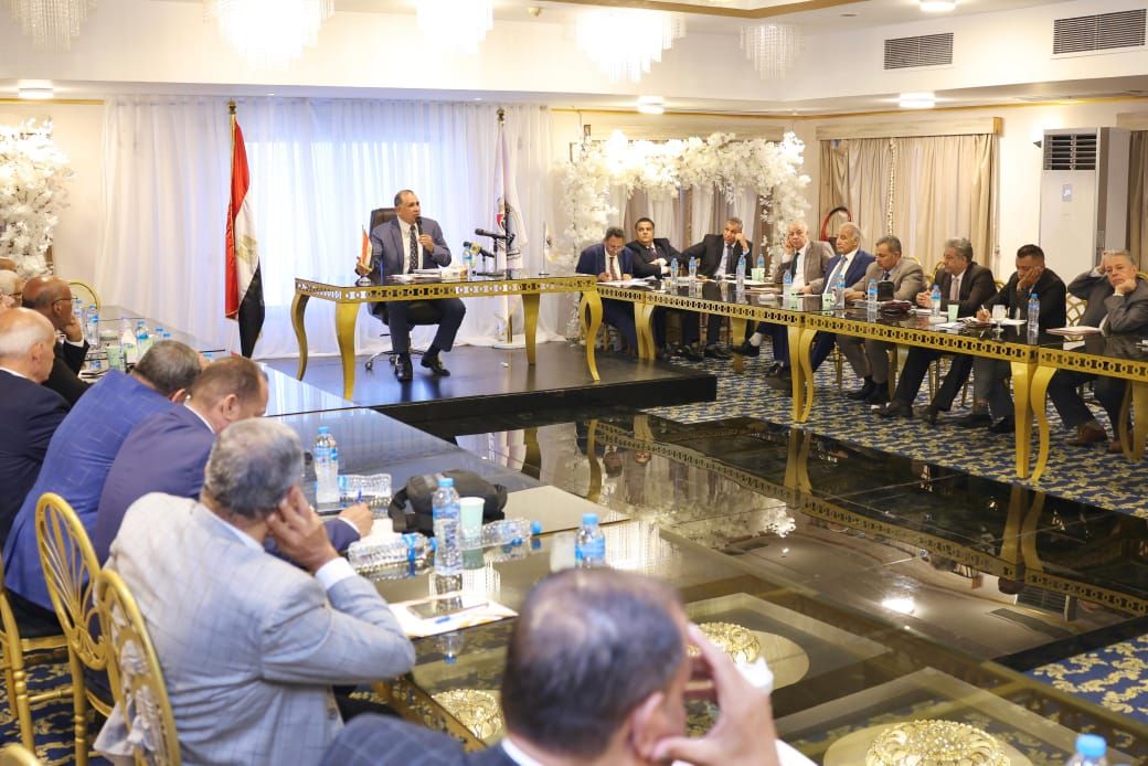 اجتماع نقيب المحامين و نقباء الفرعيات (6) اجتماع نقيب المحامين و نقباء الفرعيات (6)