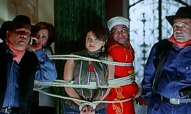 فيلم عليا الطرب بالتلاتة فيلم عليا الطرب بالتلاتة