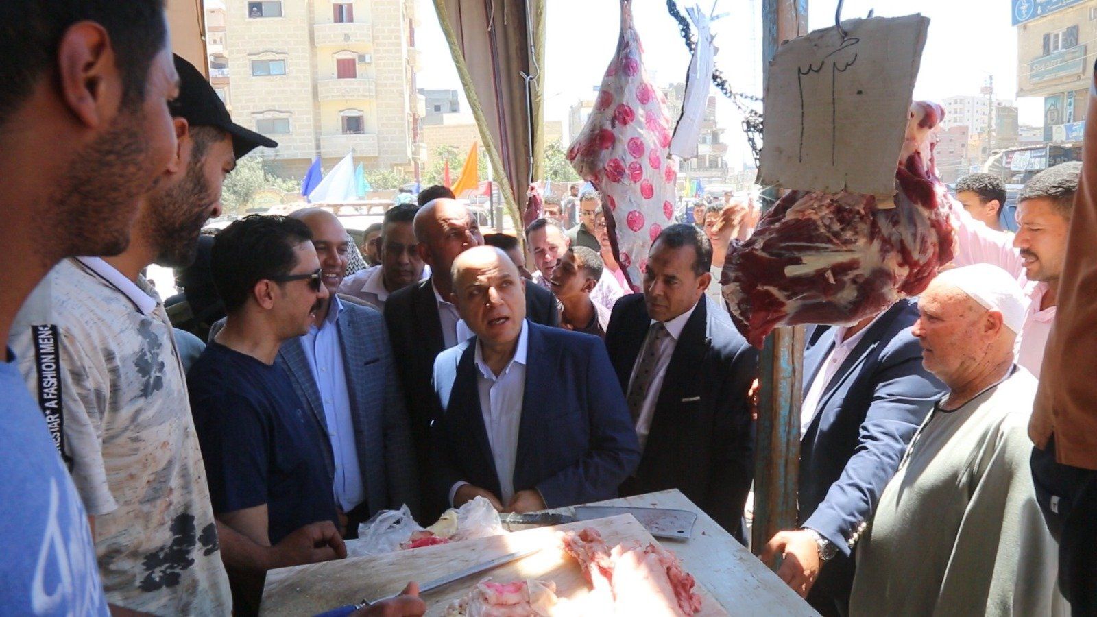 توفير اللحوم ب 330 جنيه توفير اللحوم ب 330 جنيه