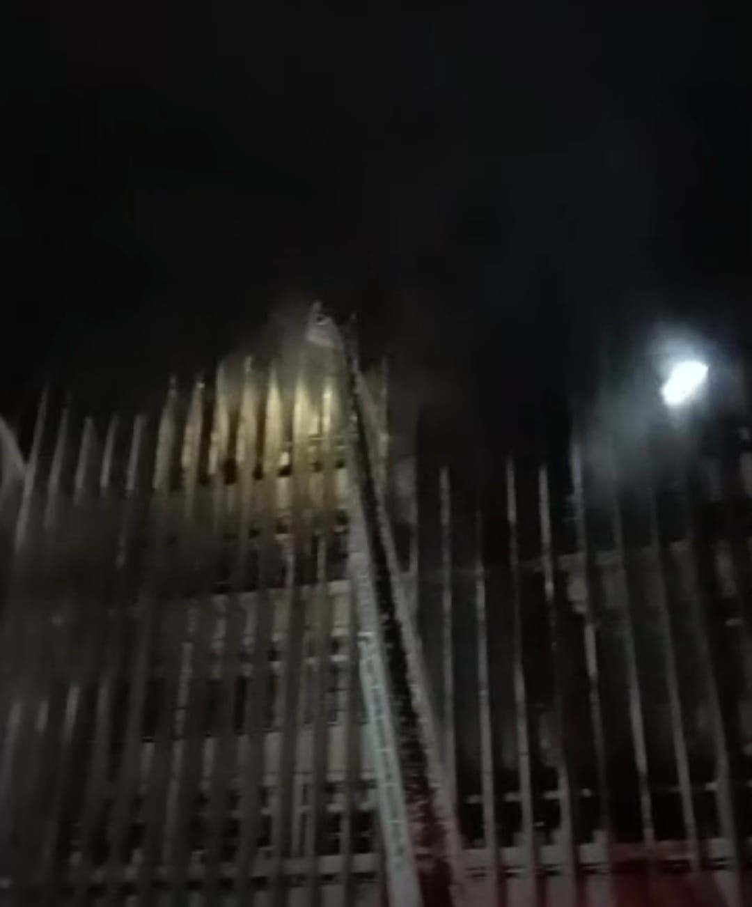 اخماد الحريق اخماد الحريق