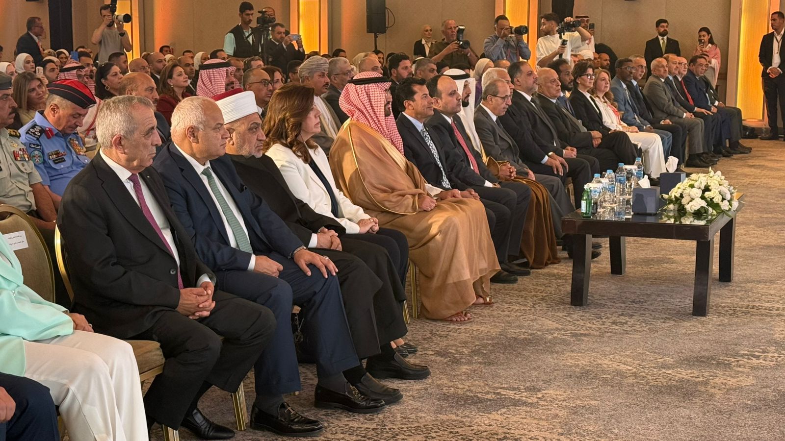 وزير الشباب والرياضة يشارك في تدشين عمّان عاصمة الشباب العربي 2025 (2)