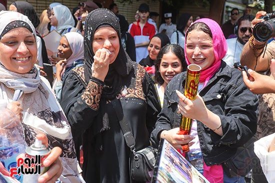 احتفالات وزغاريط (1) احتفالات وزغاريط (1)