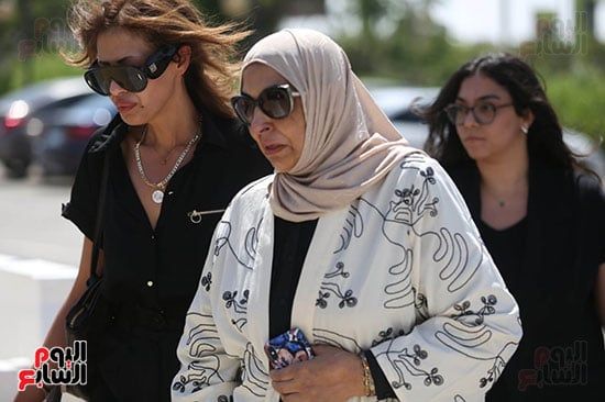 جانب من جنازة سامح عبد العزيز جانب من جنازة سامح عبد العزيز