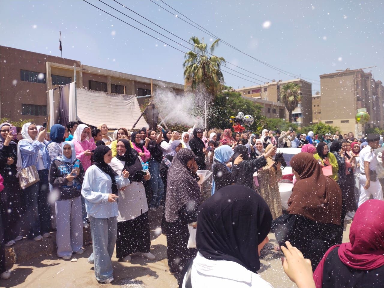 أجواء الفرحة أجواء الفرحة