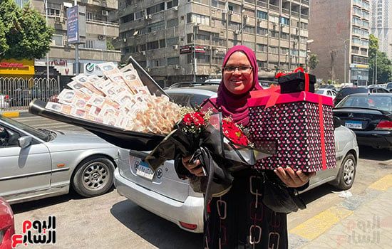 أسرة-فى-الجيزة-تحتفل-بابنتها-بعد-انتهاء-امتحانات-الثانوية-العامة-(7) أسرة-فى-الجيزة-تحتفل-بابنتها-بعد-انتهاء-امتحانات-الثانوية-العامة-(7)
