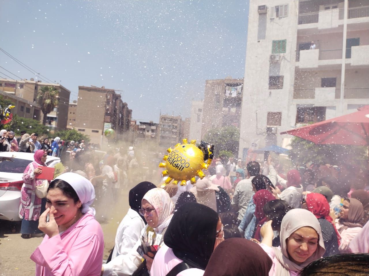 ثلج الأفراح والشماريخ ثلج الأفراح والشماريخ