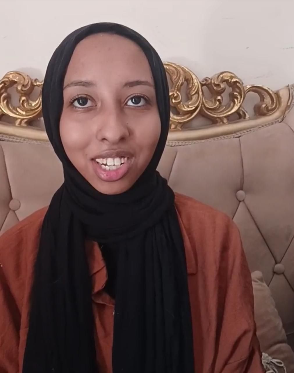 ندا صابر الأولى على مستوى الجمهورية بالتعليم الفني الفندقي ندا صابر الأولى على مستوى الجمهورية بالتعليم الفني الفندقي