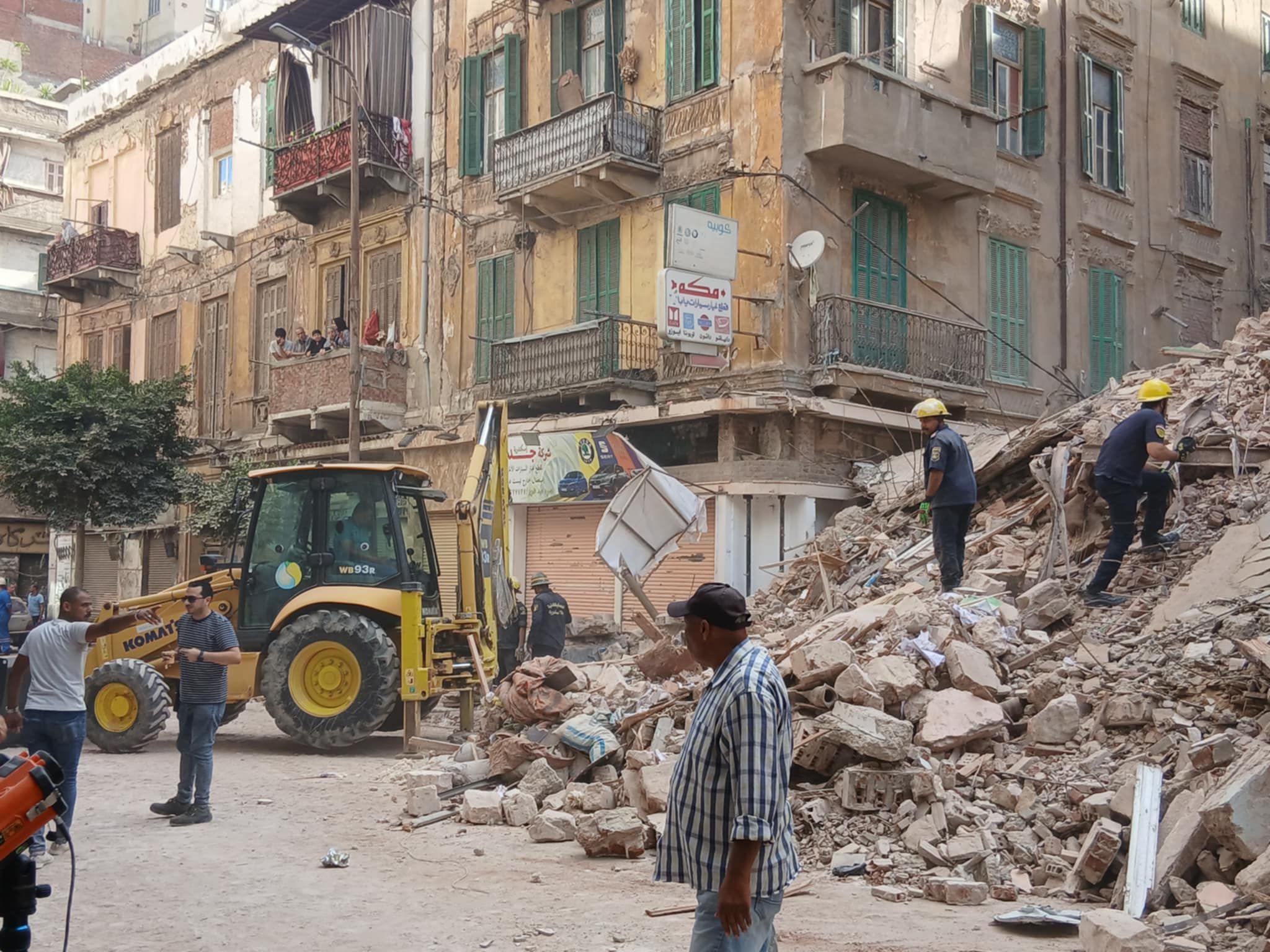 عقار صلاح الدين بالعطارين المنهار بالإسكندرية عقار صلاح الدين بالعطارين المنهار بالإسكندرية