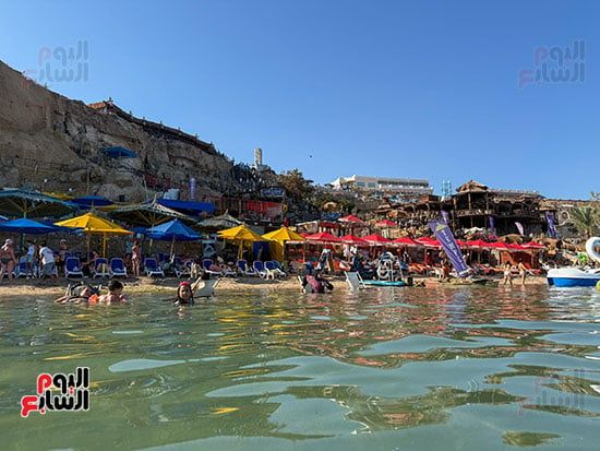 الاقبال الكثيف من السياح على مدينة شرم الشيخ الاقبال الكثيف من السياح على مدينة شرم الشيخ