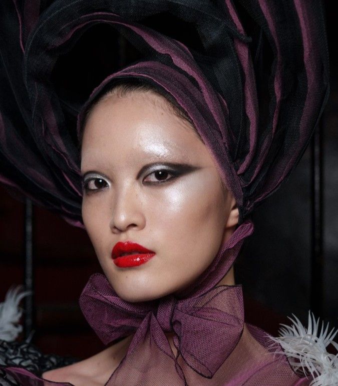 من عرض فيكتور آند رولف Viktor&Rolf