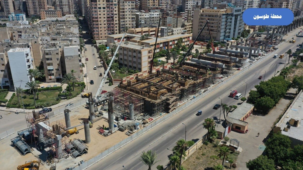 تركيب الكمرات بمشروع المرحلة الأولى من مترو الإسكندرية (3)