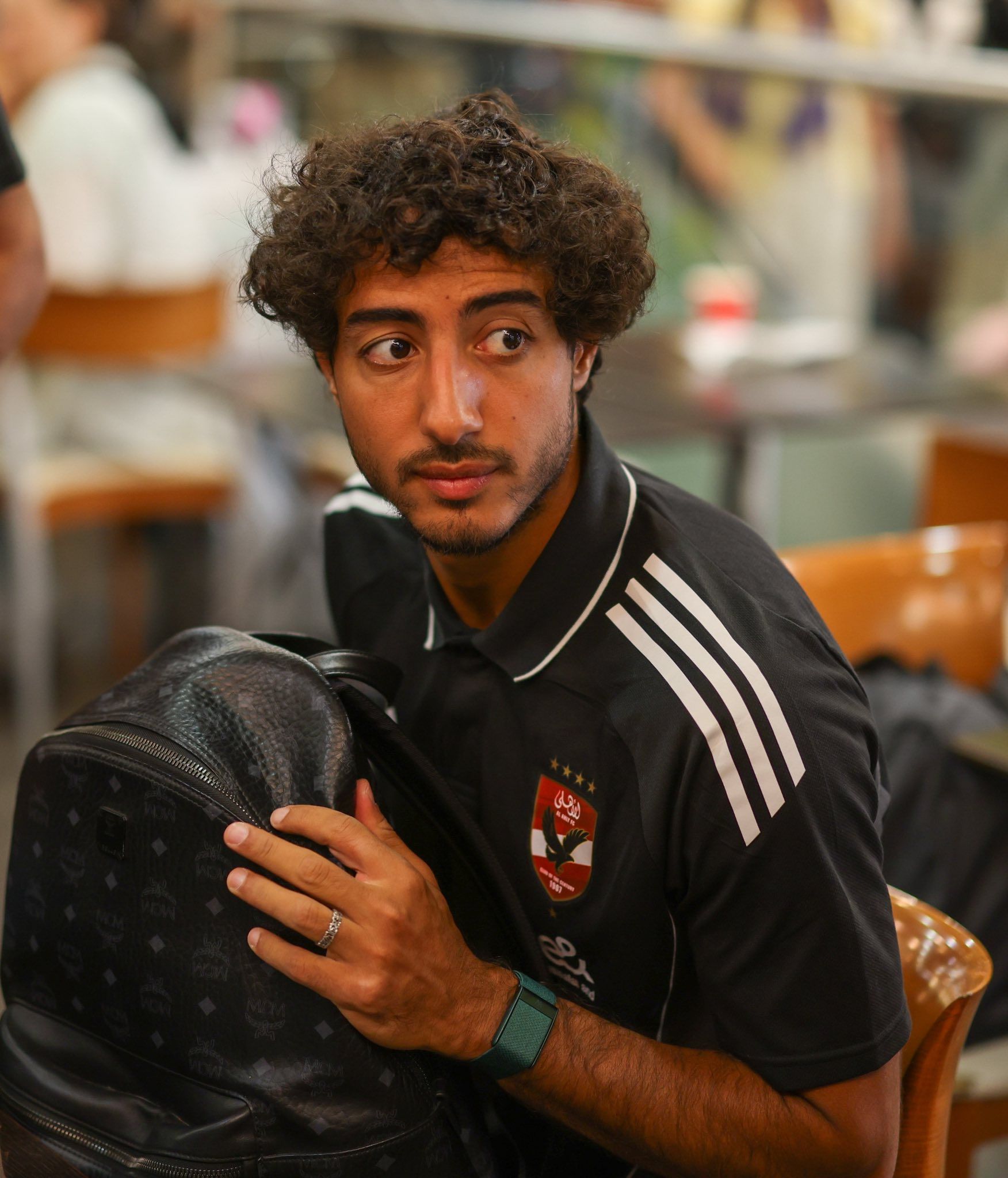 محمد هاني في مطار القاهرة محمد هاني في مطار القاهرة