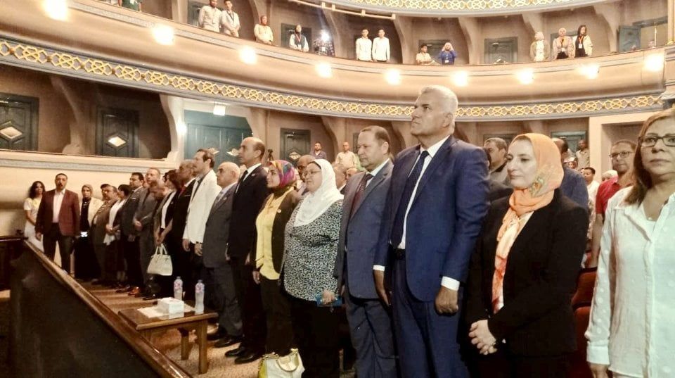 جانب من افتتاح مهرجان حور للفنون جانب من افتتاح مهرجان حور للفنون