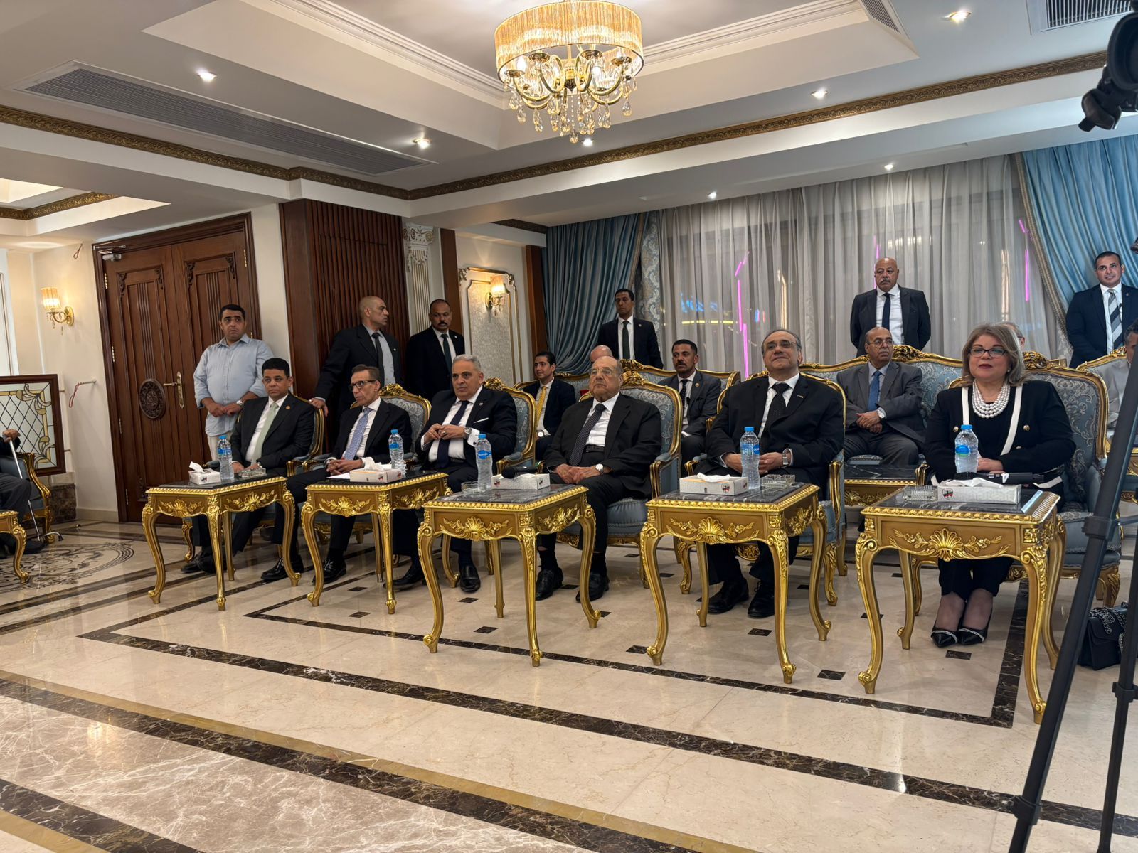 ندوة القيم والتقاليد القضائية والبرلمانية بنادي قضاة مصر بحضور رئيس مجلس الشيوخ (9) ندوة القيم والتقاليد القضائية والبرلمانية بنادي قضاة مصر بحضور رئيس مجلس الشيوخ (9)