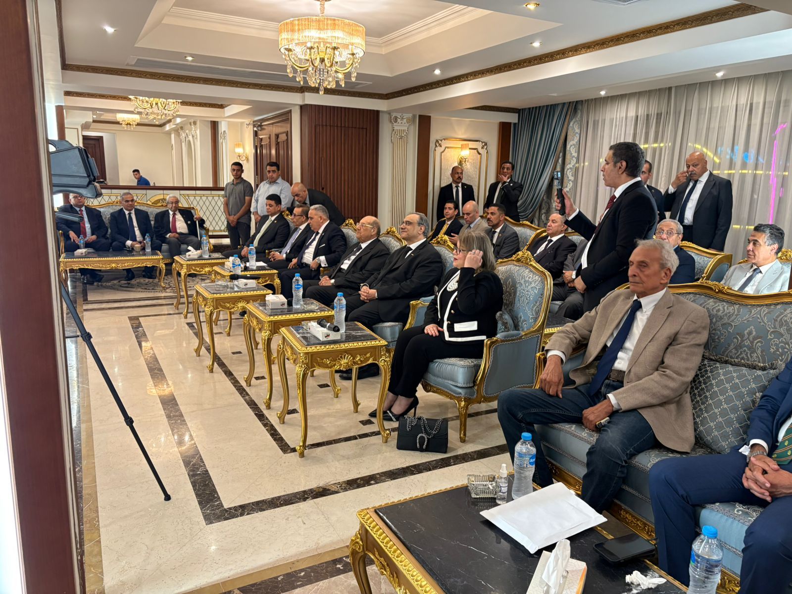 ندوة القيم والتقاليد القضائية والبرلمانية بنادي قضاة مصر بحضور رئيس مجلس الشيوخ (7) ندوة القيم والتقاليد القضائية والبرلمانية بنادي قضاة مصر بحضور رئيس مجلس الشيوخ (7)