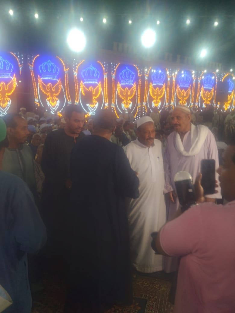 مؤتمر حاشد