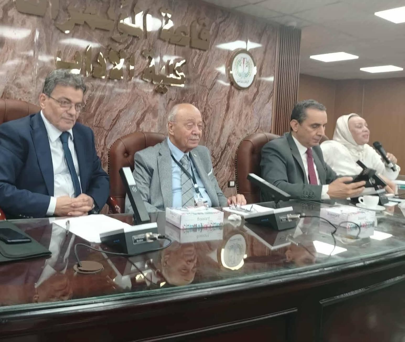جانب من المؤتمر الدولى للذكاء الاصطناعى بآداب المنصورة (2) جانب من المؤتمر الدولى للذكاء الاصطناعى بآداب المنصورة (2)