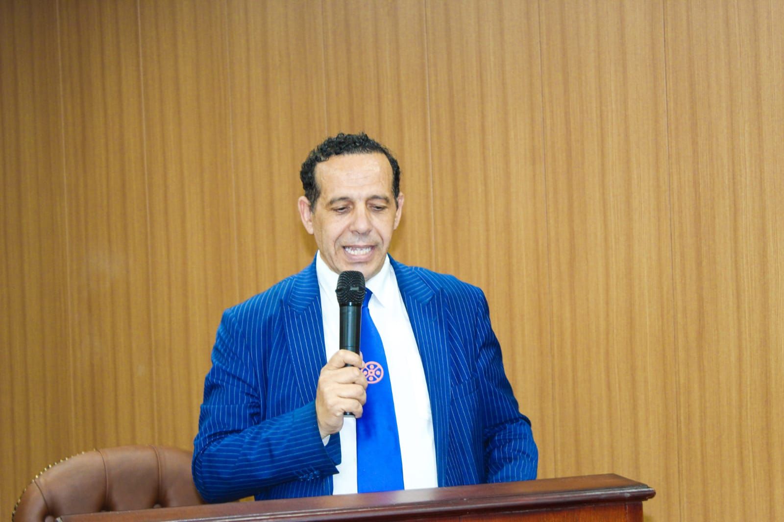 الدكتور محمد ثروت يشارك فى مؤتمر الذكاء الاصطناعى بالمنصورة الدكتور محمد ثروت يشارك فى مؤتمر الذكاء الاصطناعى بالمنصورة