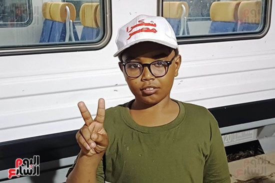 الأشقاء السودانيين فور وصولهم محطة قطار السد العالى (5) الأشقاء السودانيين فور وصولهم محطة قطار السد العالى (5)