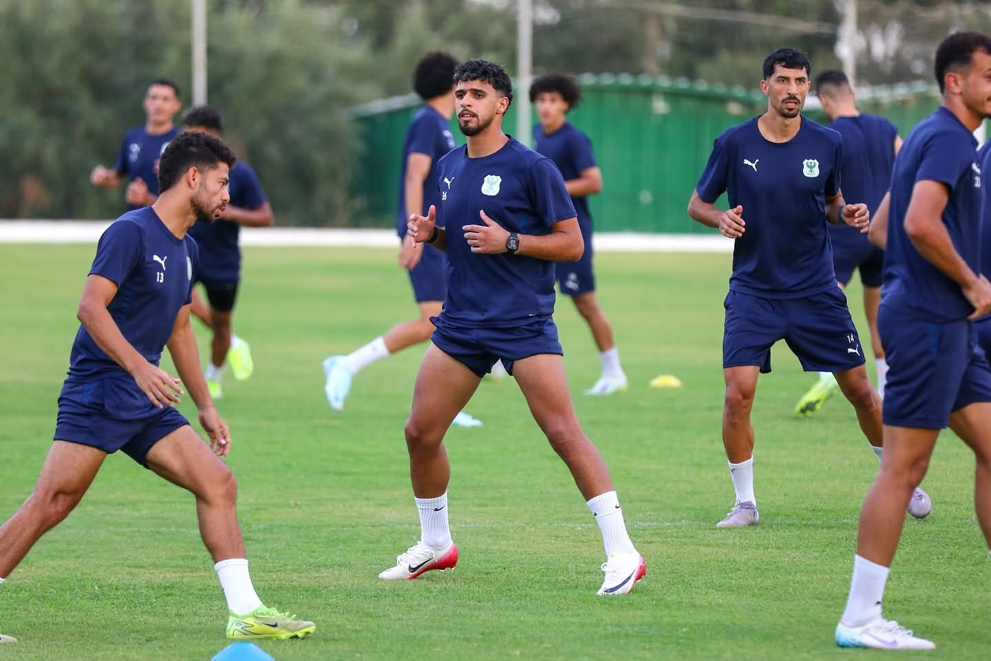جانب من التدريبات جانب من التدريبات