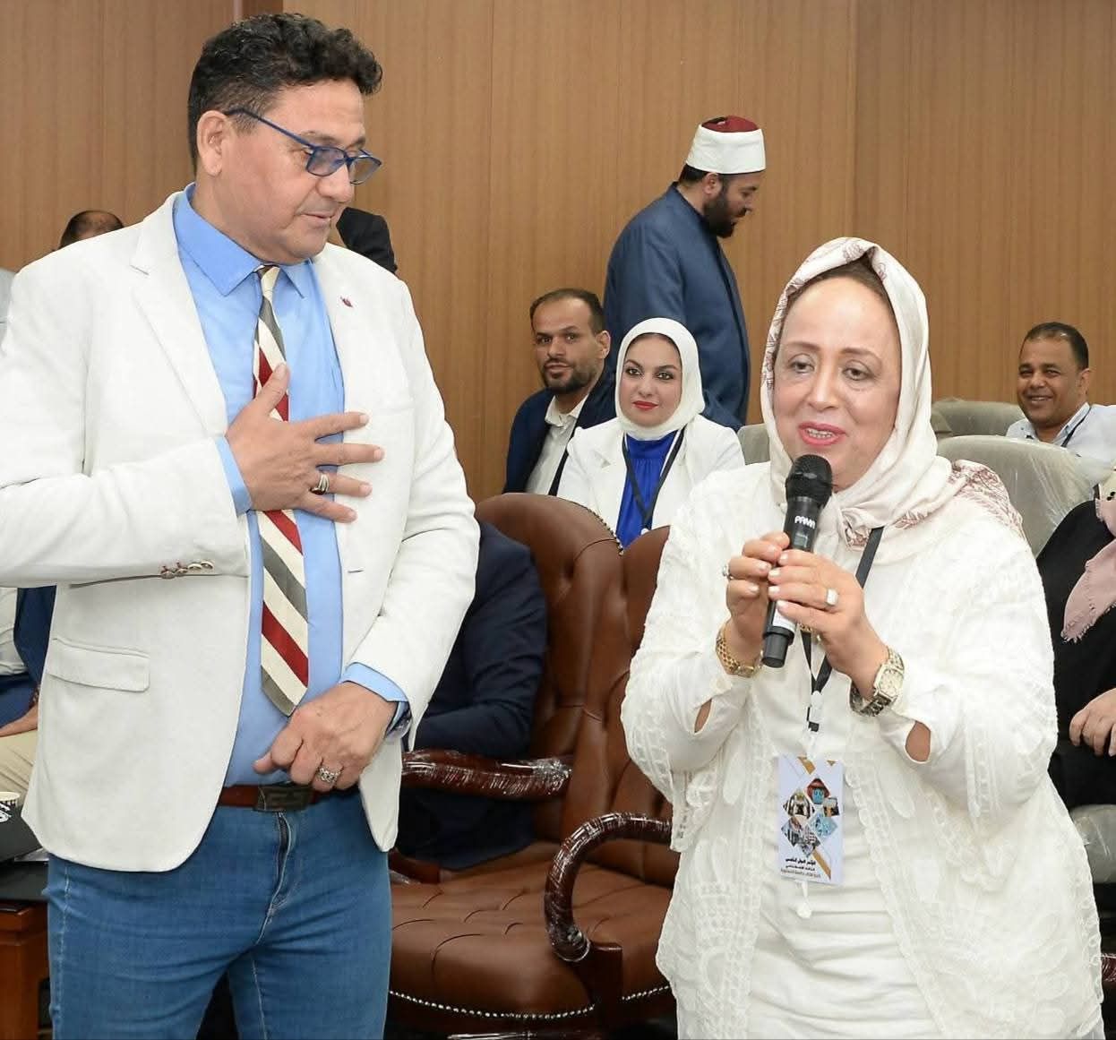 جانب من المؤتمر الدولى للذكاء الاصطناعى بآداب المنصورة (1) جانب من المؤتمر الدولى للذكاء الاصطناعى بآداب المنصورة (1)
