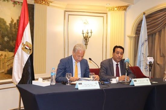 خلال اللقاء (3) خلال اللقاء (3)