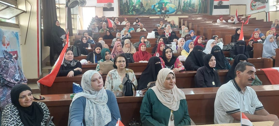 ندوة لتوعية المواطنين عن أهمية المشاركة في الإنتخابات ندوة لتوعية المواطنين عن أهمية المشاركة في الإنتخابات