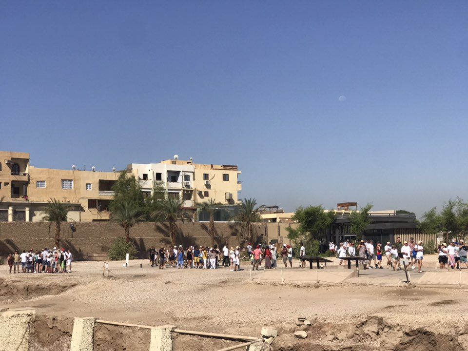 توافد كبير من سياح العالم لزيارة معابد الكرنك توافد كبير من سياح العالم لزيارة معابد الكرنك