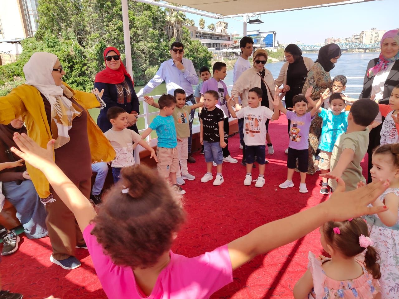 الأتوبيس النهرى بالمنصورة الأتوبيس النهرى بالمنصورة
