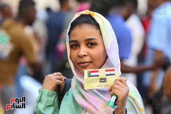 انطلاق قطار عودة السودانيين طواعية من محطة مصر إلى أسوان (10)
