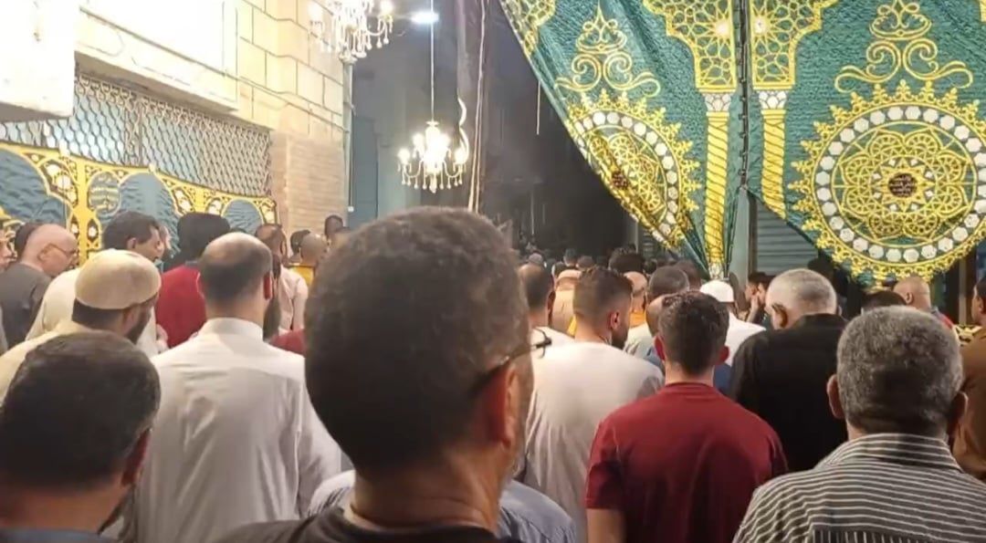تشييع جثمانى طبيبين من الشرقية لقيا مصرعهما فى حادث أعلى الطريق الدائرى (1) تشييع جثمانى طبيبين من الشرقية لقيا مصرعهما فى حادث أعلى الطريق الدائرى (1)