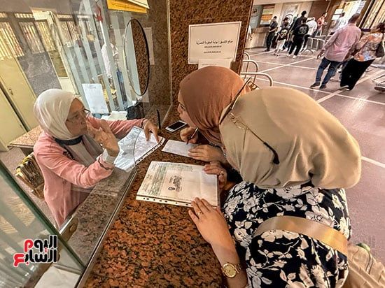 مكتب التنسيق الرئيسى يستقبل الطلاب مكتب التنسيق الرئيسى يستقبل الطلاب