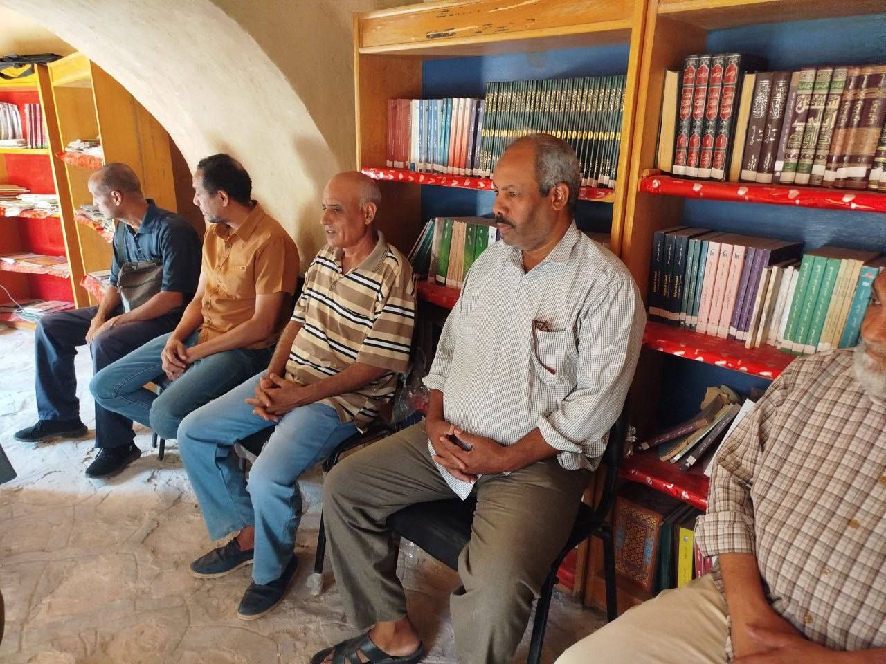 جانب من المحاضرات والأنشطة الثقافية بالأقصر جانب من المحاضرات والأنشطة الثقافية بالأقصر