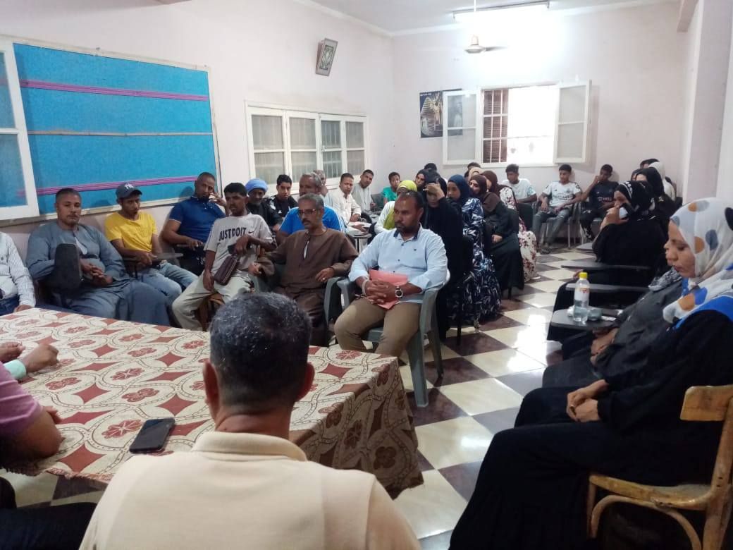 حملة لتعزيز المشاركة السياسية تحت شعار شارك الكلمة كلمتك بالأقصر