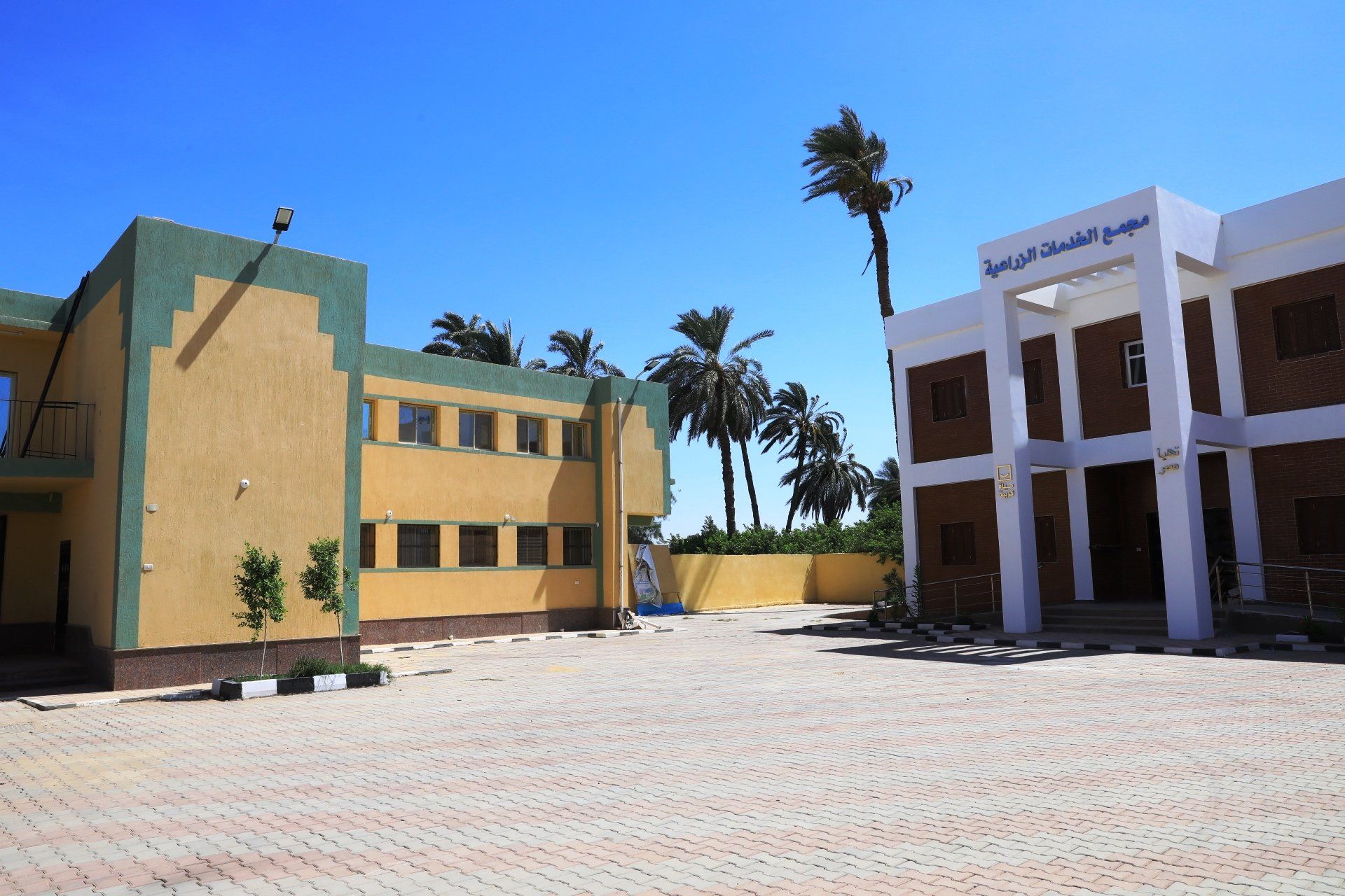 مجمعات زراعية (2) مجمعات زراعية (2)