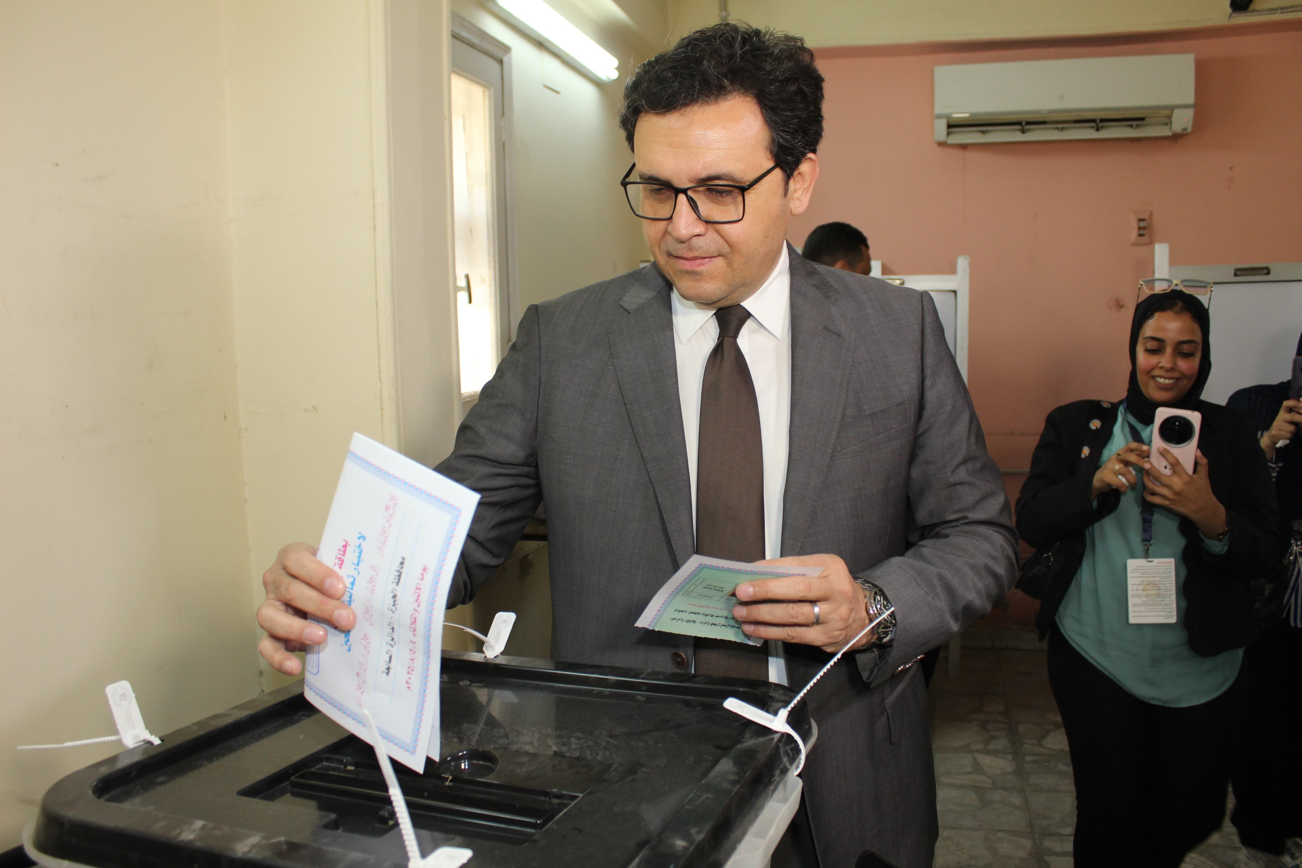 وزير الثقافة وزير الثقافة