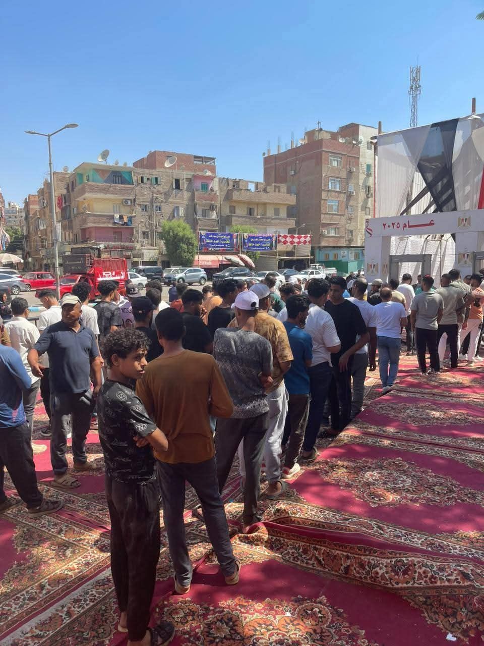 إقبال المواطنين على لجان الانتخابات فى السويس للإدلاء بأصواتهم (4) إقبال المواطنين على لجان الانتخابات فى السويس للإدلاء بأصواتهم (4)