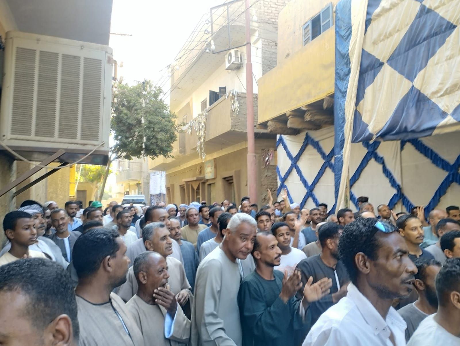 زحام فى الأقصر زحام فى الأقصر