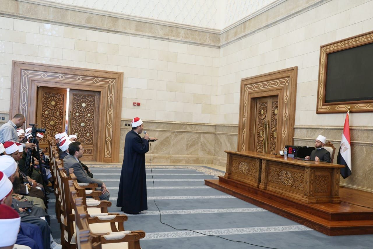 محاضرة من مسجد مصر الكبير محاضرة من مسجد مصر الكبير