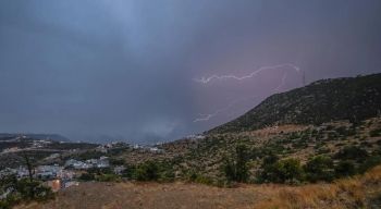 حالة الطقس.. أمطار رعدية ورياح مثيرة للأتربة والغبار على 7 مناطق