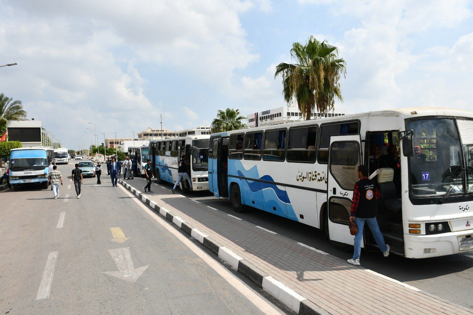 طلاب جامعة قناة السويس (12) طلاب جامعة قناة السويس (12)