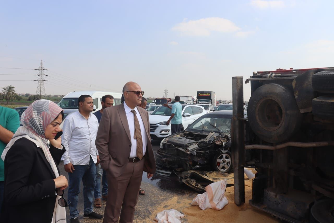 جوانب من الحادث (3) جوانب من الحادث (3)