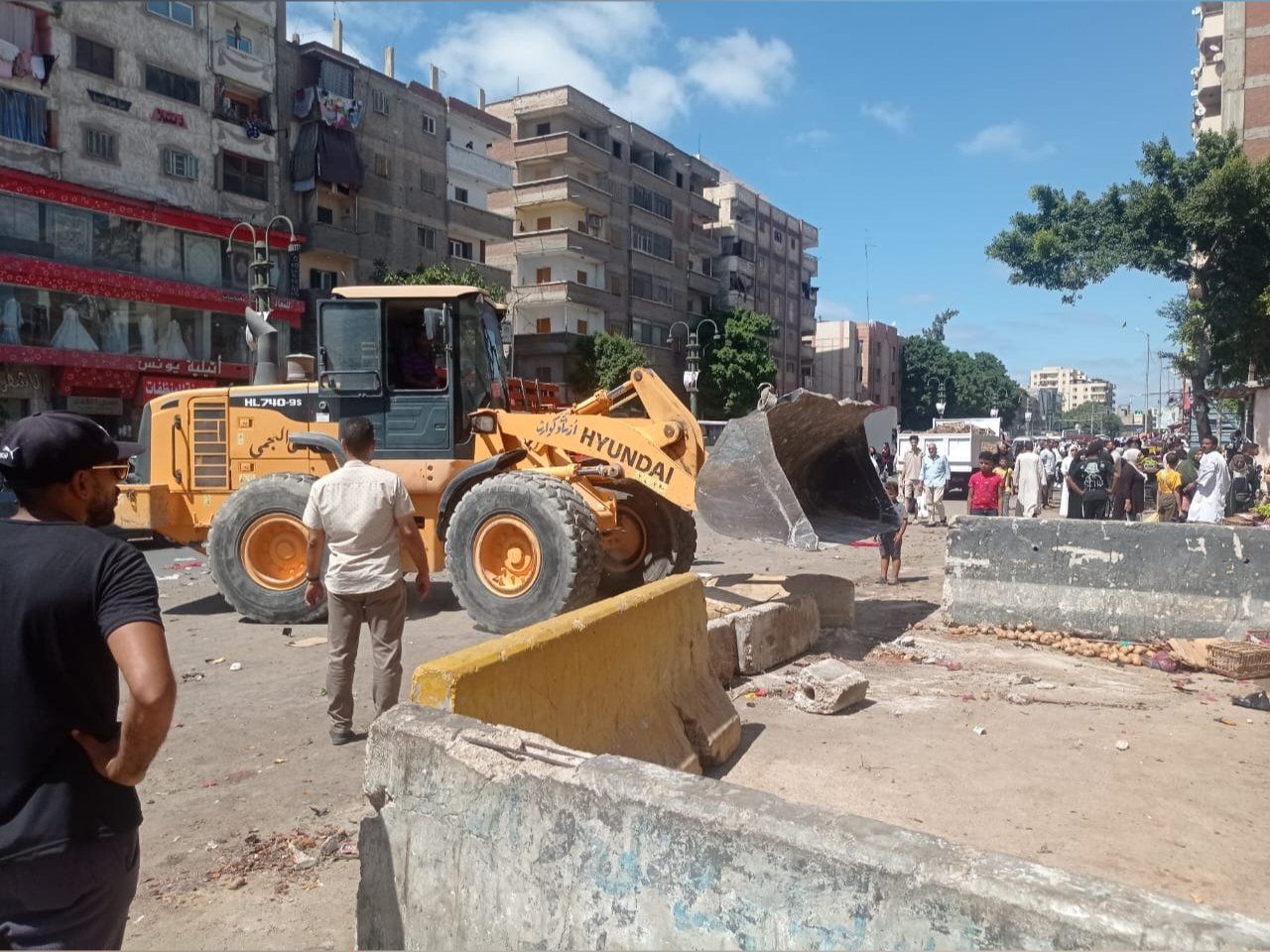 رفع الانشغالات التي تعوق حركة المرور بالإسكندرية رفع الانشغالات التي تعوق حركة المرور بالإسكندرية